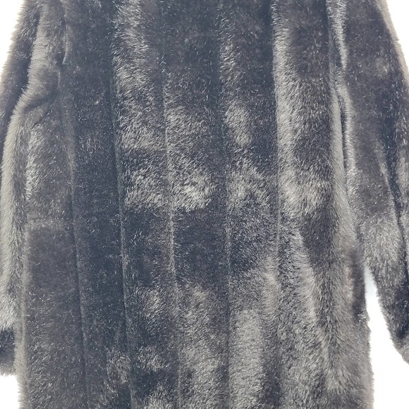 DARK Brown almost Black Mid Length Vintage fur - Picture 12 of 16